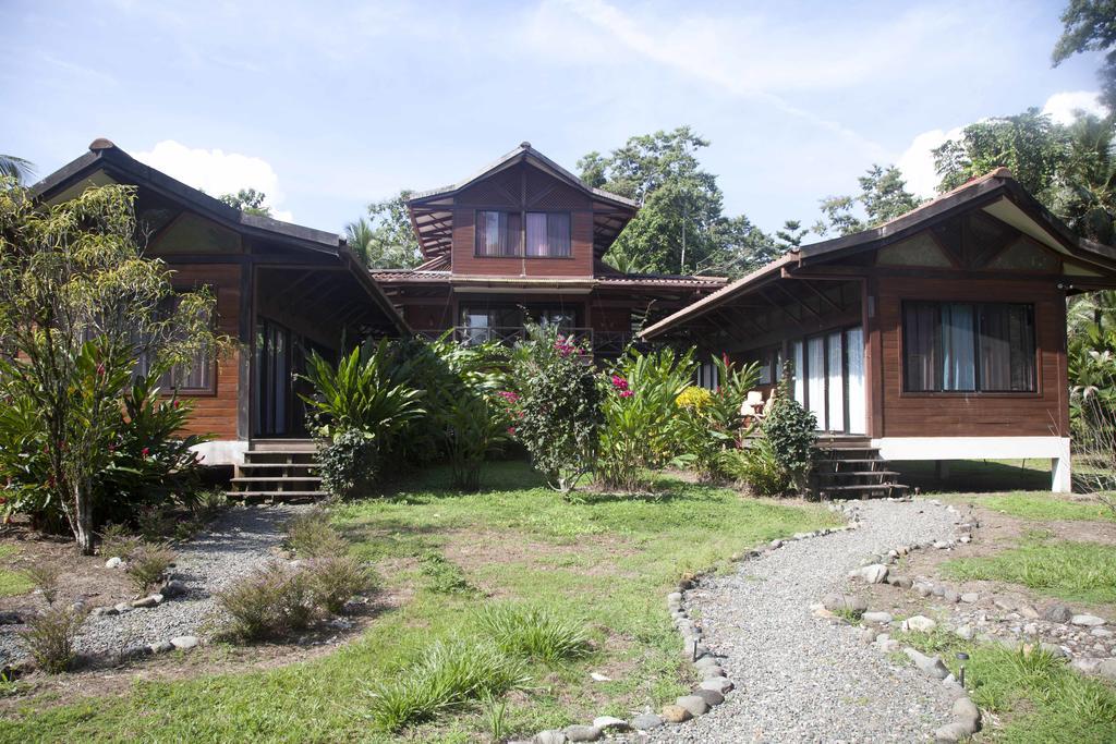 Kenaki Lodge Puerto Viejo de Talamanca Buitenkant foto