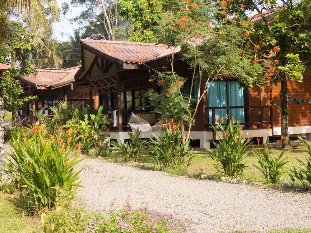 Kenaki Lodge Puerto Viejo de Talamanca Buitenkant foto