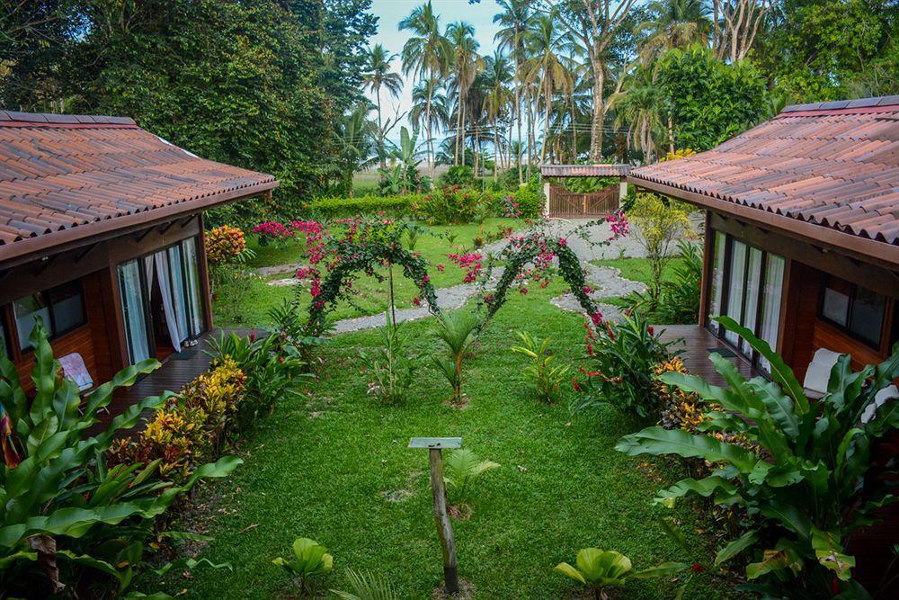 Kenaki Lodge Puerto Viejo de Talamanca Buitenkant foto