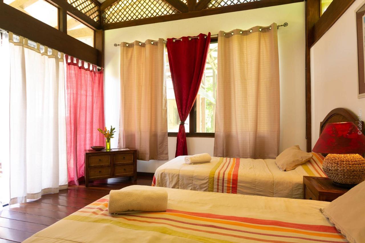 Kenaki Lodge Puerto Viejo de Talamanca Buitenkant foto
